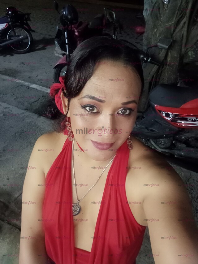 FOTOS DE CHICA TRANS PASIVA ,,,MUY FOGOZA,,,,,,Y COMPLACIENTE,,,,,,