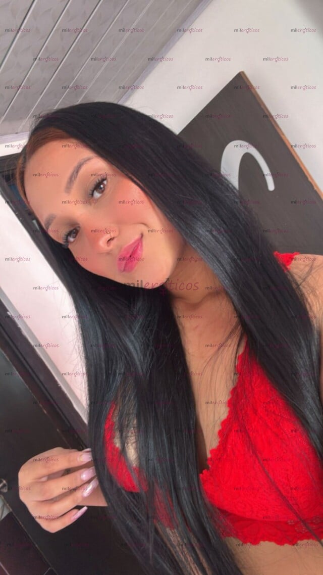 FOTOS DE HERMOSA MUÑEQUITA NUEVA AQUÍ CON UN CUERPO DELICIOSO