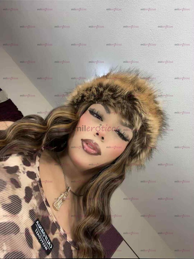 FOTOS DE HERMOSA CHICA TRANS DISPUESTA PARA COMPLACERTE Y HACERTE VENIR PAPI