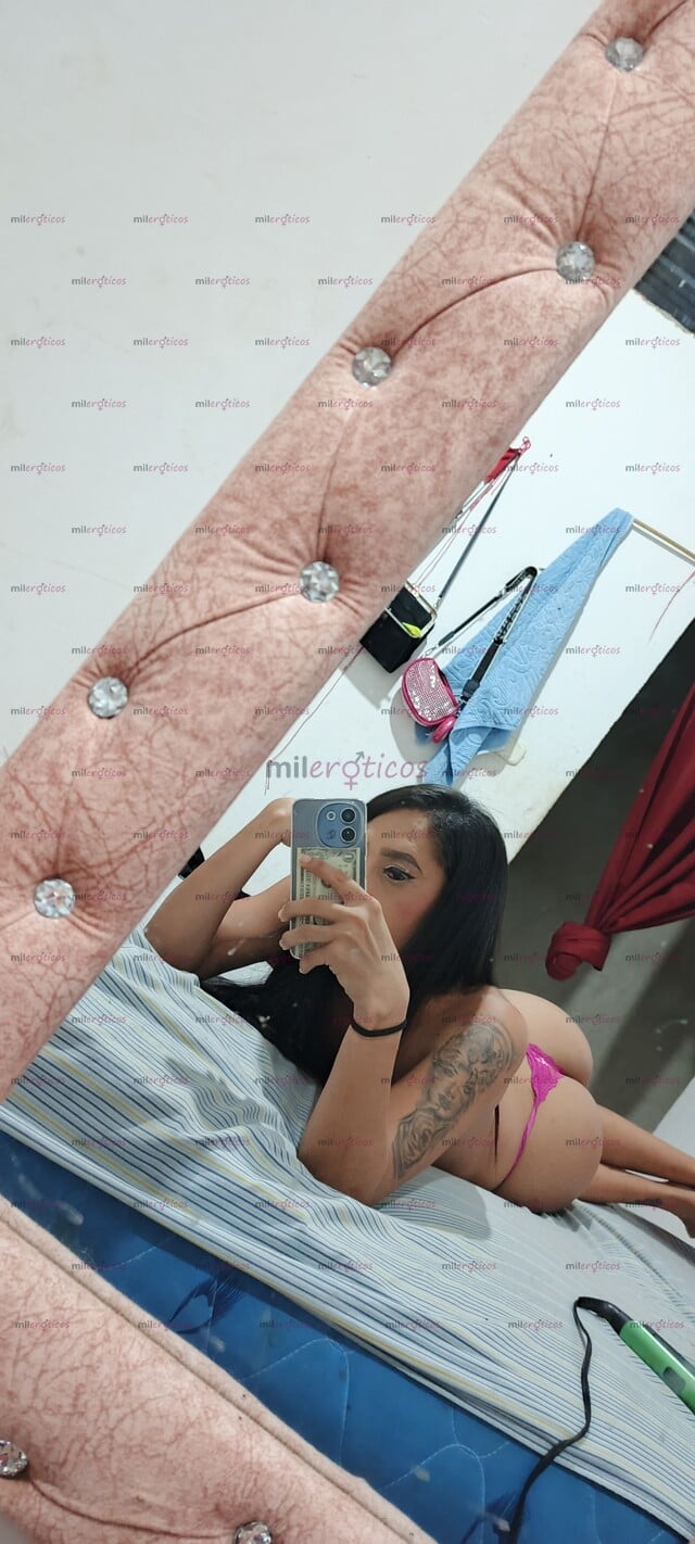 FOTOS DE HOLA MI BEBÉ NIÑA BIEN CALIENTE LECHERA CON UNA BUENA GARGANTA PROFUNDA