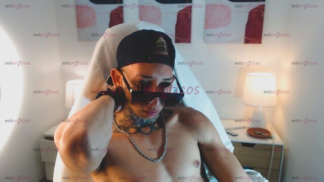 FOTOS DE DIOS DEL SEXO EN LA CIUDAD DE MEDELLIN VEN Y DISFRUTA DE UN BUEN SEXO