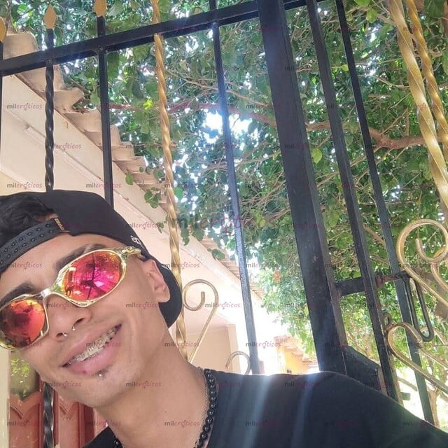 FOTOS DE BUENAS GENTE LINDA SOY NUEVO POR ESTA APP LES IMFORMO QUE QUIERO PASARLAS RIKOS