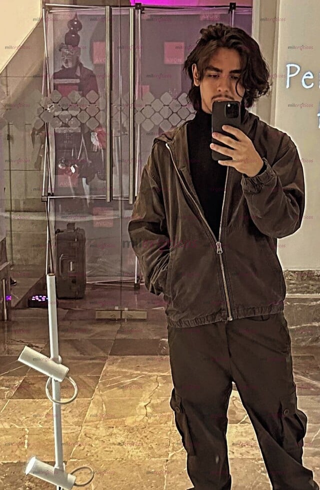 FOTOS DE JOVEN CULON Y VERGÓN PARA CUMPLIR TUS FANTASÍAS