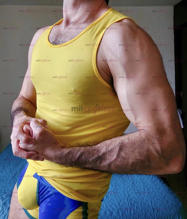 FOTOS DE MACHO PELUDO: DAMIÁN. BI, VARONIL, DISCRETO, DISPONIBLE. GDL.