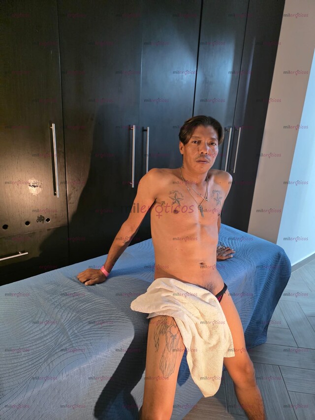 FOTOS DE RICO CHACALITO DISPUESTO A TODO TIPO DE TEMA EN LA CAMA