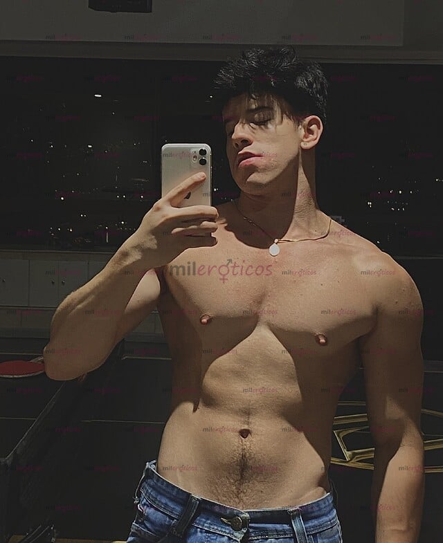FOTOS DE POLLO, MUSCULOSO, MASCULINO, VERSÁTIL, CULON, VERGON MUY COMPLACIENTE