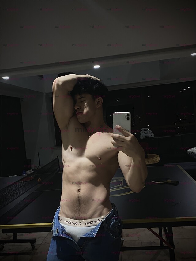 FOTOS DE POLLO, MUSCULOSO, MASCULINO, VERSÁTIL, CULON, VERGON MUY COMPLACIENTE