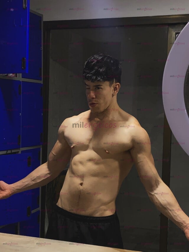 FOTOS DE POLLO, MUSCULOSO, MASCULINO, VERSÁTIL, CULON, VERGON MUY COMPLACIENTE
