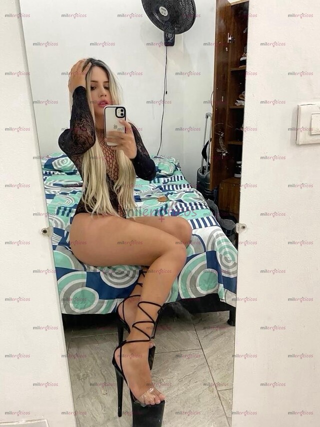 FOTOS DE POLLITA NUEVA,PROMO BESAME, TOCAME,HAZME TUYA!