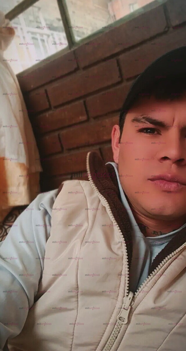 FOTOS DE TENGO 24 AÑOS VERSÁTIL PASIVO, MENTE SUCIA, ADICTO AL SEXO, HAGO LO QUE ME PIDAS