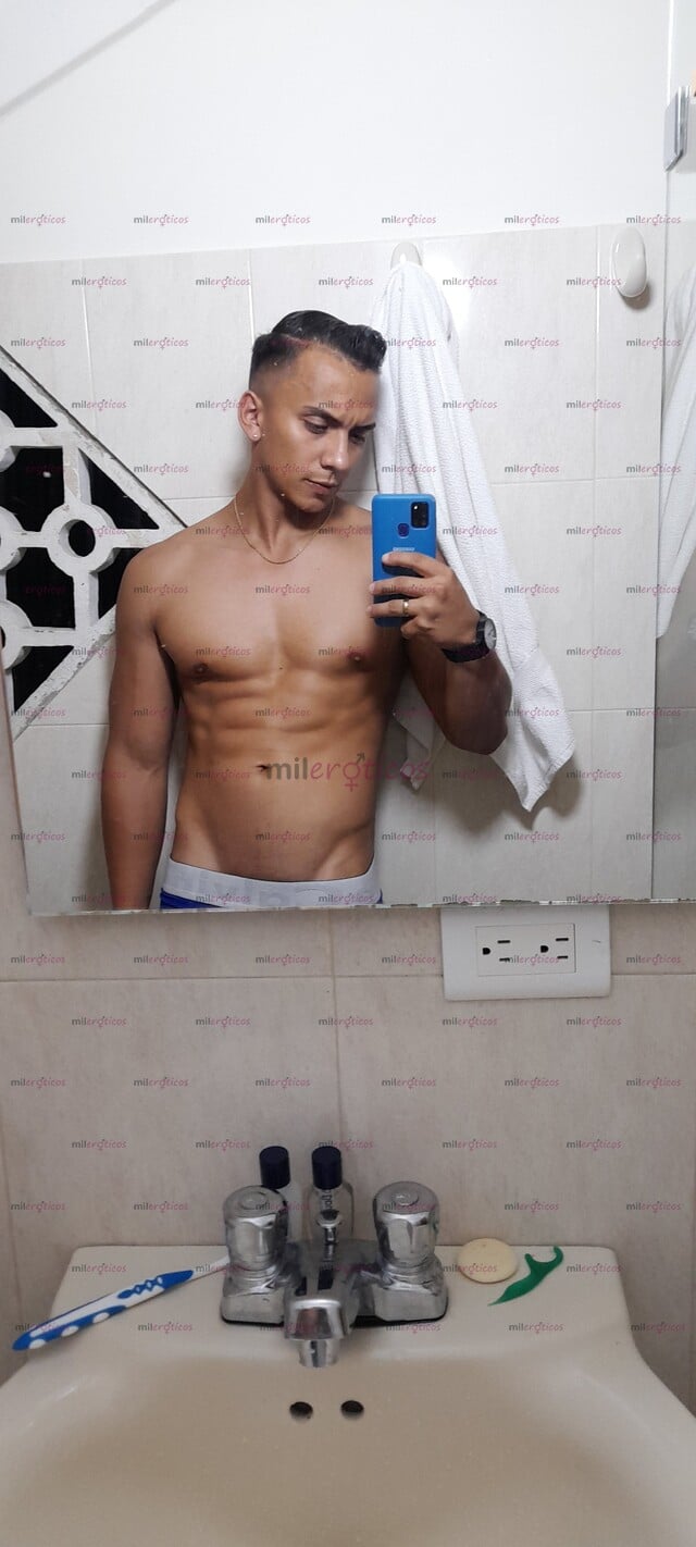 FOTOS DE GIGOLÓ EN BOGOTÁ, EXPERIENCIA, SENSUALIDAD, PASIÓN, Y EXCELENTE TRATO.