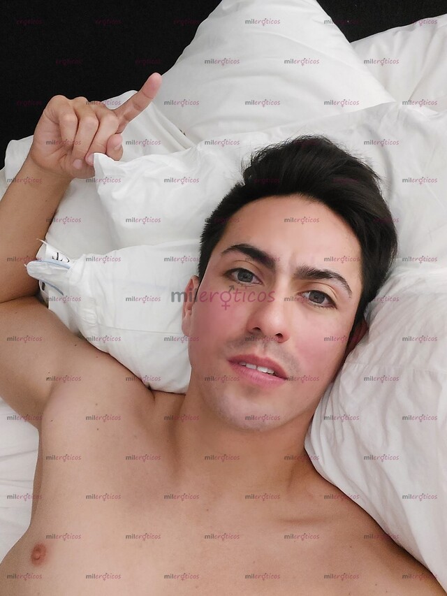 FOTOS DE BISEXUAL 21.5 CMS BLANCO OJO VERDE FABRICA DE LECHE