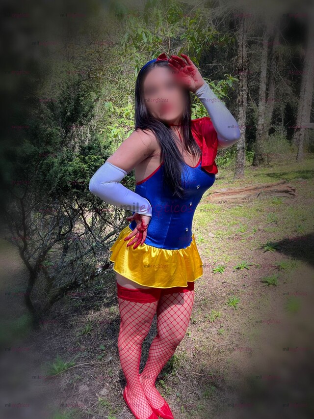 FOTOS DE SCARLETT EL ENCANTO PROHIBIDO DEL BOSQUE SOLO PARA HOMBRES SOLVENTES!!