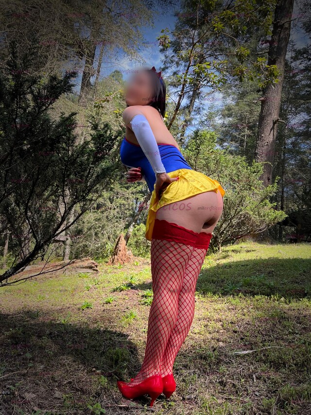 FOTOS DE SCARLETT EL ENCANTO PROHIBIDO DEL BOSQUE SOLO PARA HOMBRES SOLVENTES!!