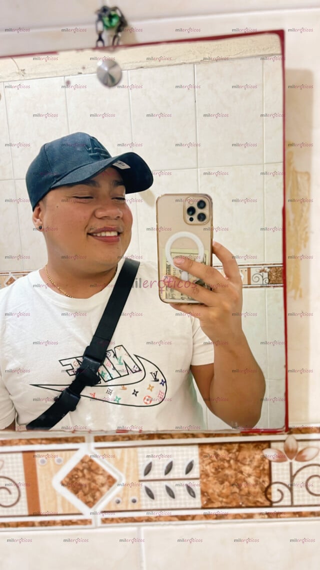 FOTOS DE LLEGO TU MORENO GORDITO PASIVO A COMPLACER TUS NECESIDADES