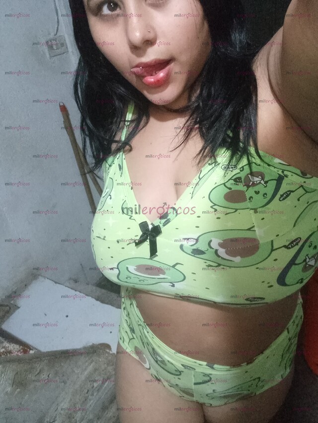 FOTOS DE GORDITA MORENA TROSITA PELI NEGRA ESCRÍBAME DISPONIBLE 24 7