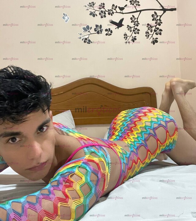 FOTOS DE MODELO PASIVO AFEMINADO. MOTEL O LLEGO A TU HOTEL