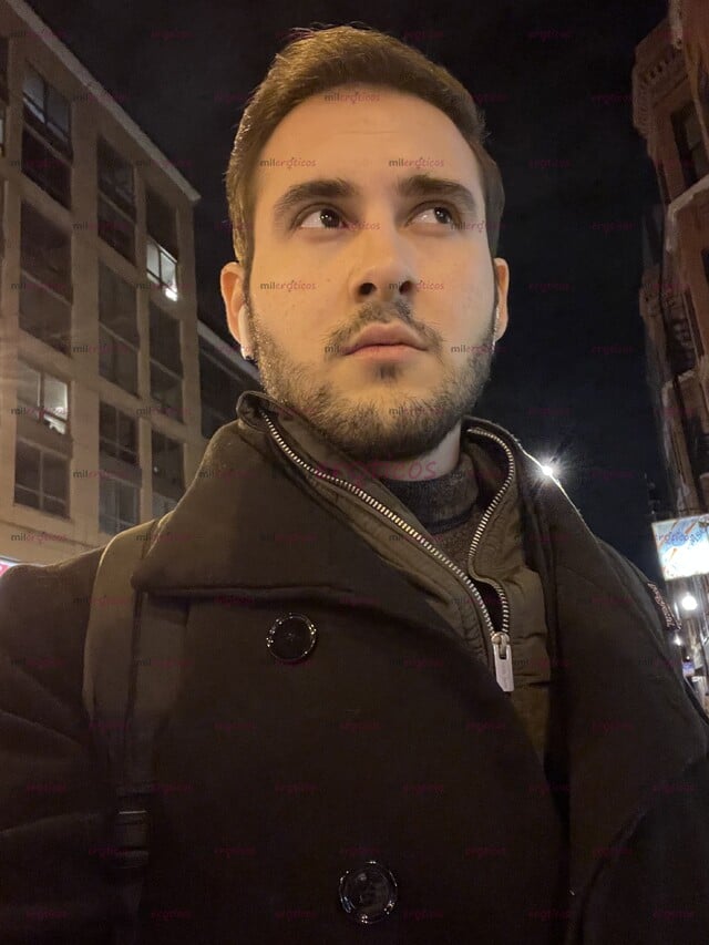 FOTOS DE MASCULINO COMPLACIENTE, ESCRÍBEME PARA PASARLA RICO