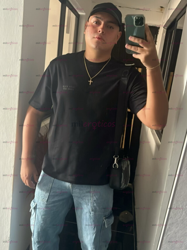 FOTOS DE DERECK JOVEN SERIO REAL. M 304 269 38 28