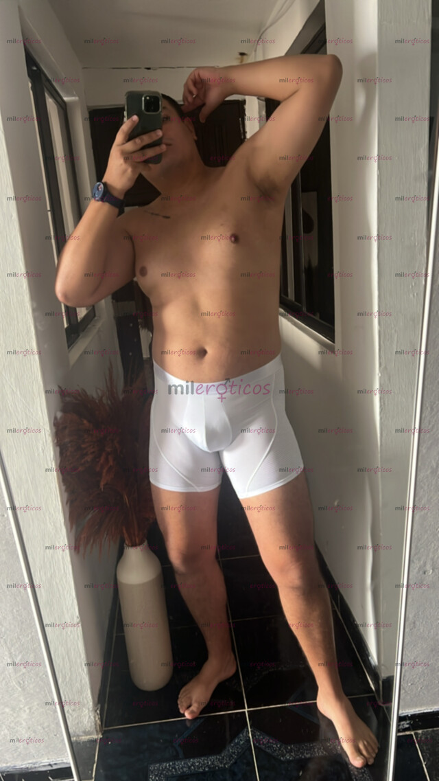 FOTOS DE DERECK JOVEN SERIO REAL. M 304 269 38 28