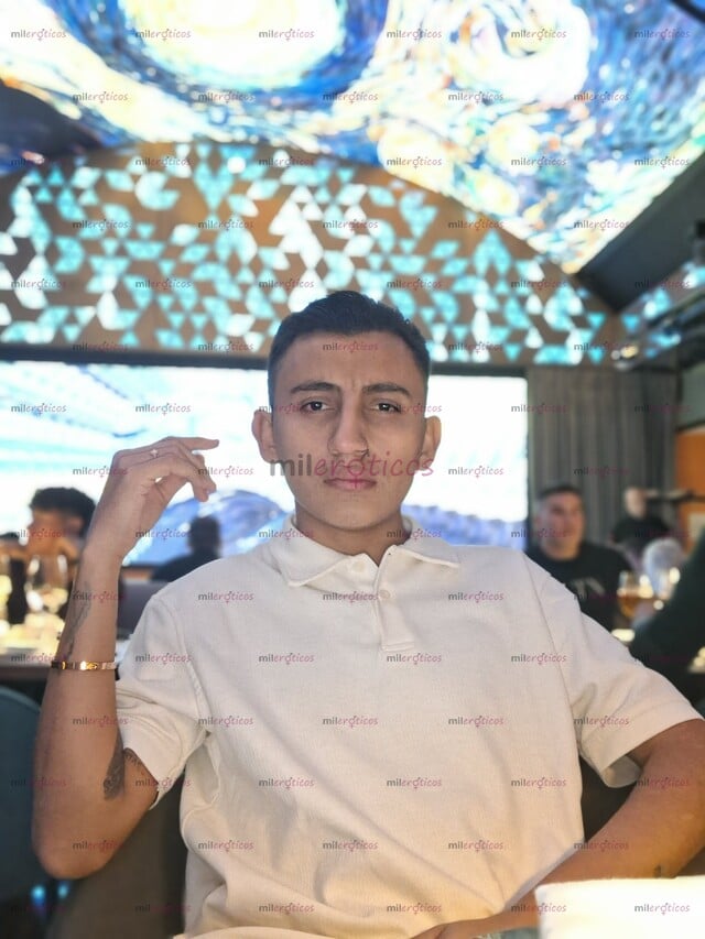 FOTOS DE ANGEL TWINK MORENO Y ARDIENTE DE VISITA EN TU CIUDAD