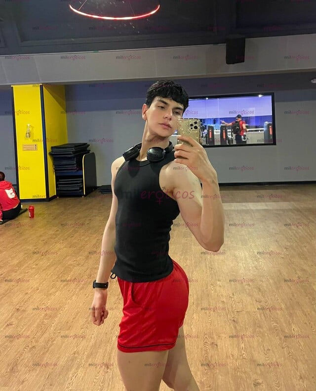FOTOS DE TWINK EXCLUSIVO CON BUEN FÍSICO Y COMPLACIENTE COMPAÑIA