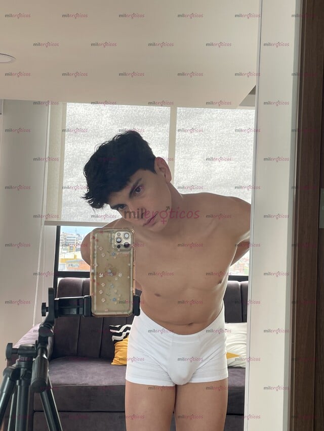 FOTOS DE TWINK EXCLUSIVO CON BUEN FÍSICO Y COMPLACIENTE COMPAÑIA