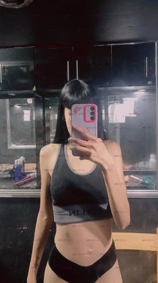 FOTOS DE HOLA SOY ALEXIA TENGO 22 AÑOS SOY UNA FLAQUITA MUY RICA