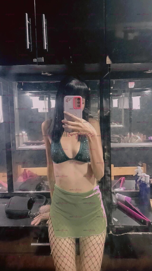 FOTOS DE HOLA SOY ALEXIA TENGO 22 AÑOS SOY UNA FLAQUITA MUY RICA