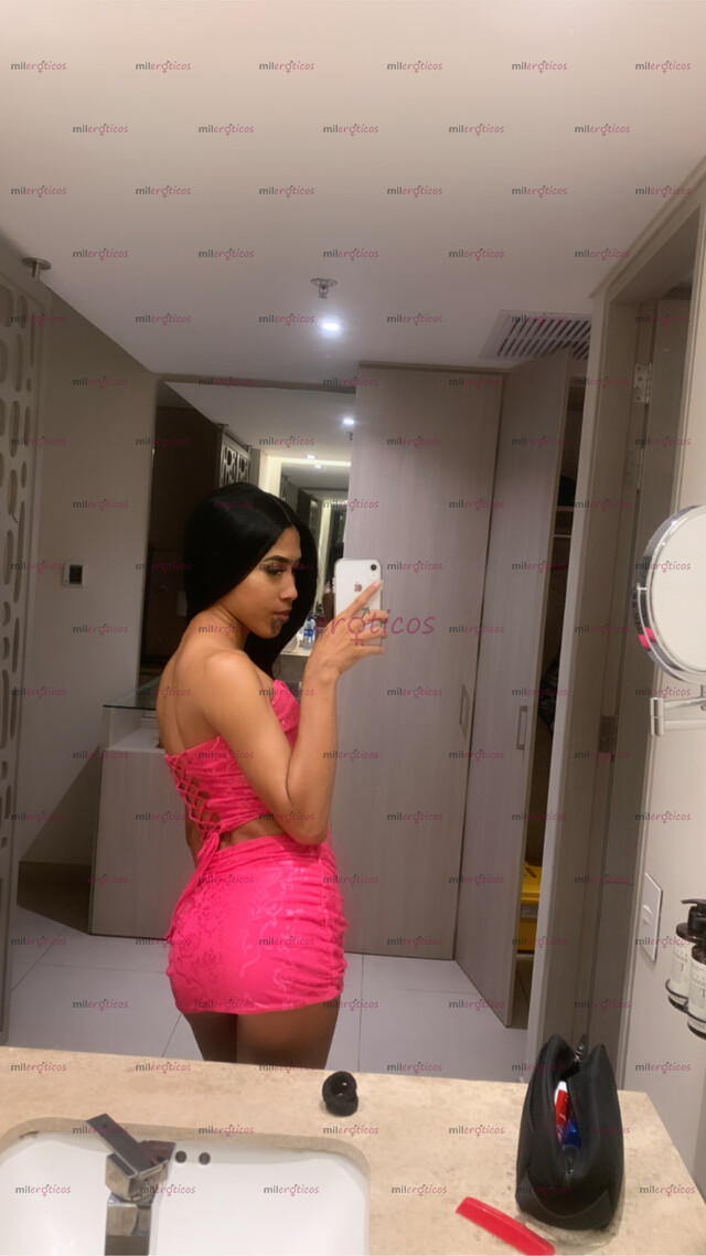 FOTOS DE VALERI POLLITA CALIENTE Y VERSATIL DISPUESTA