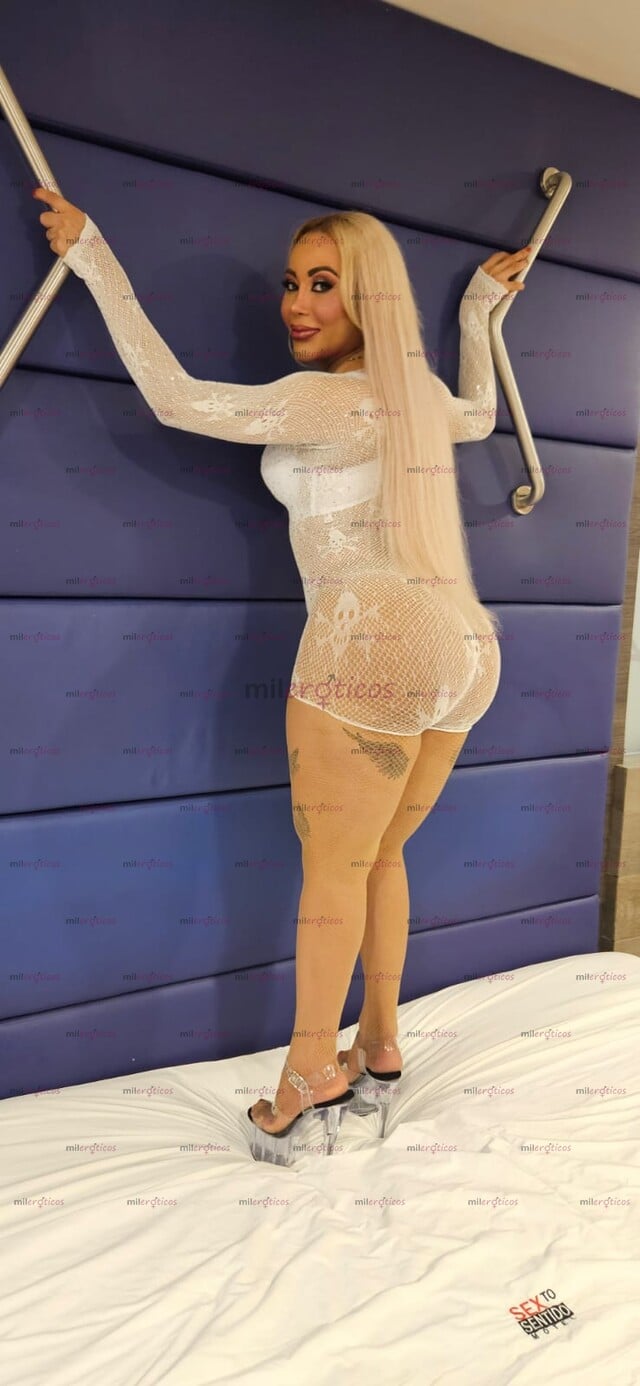 FOTOS DE ZORRITA MUY CACHONDA SEXI DEVORADORA DE VERGAS TODA UNA PUTA EN LA CAMA