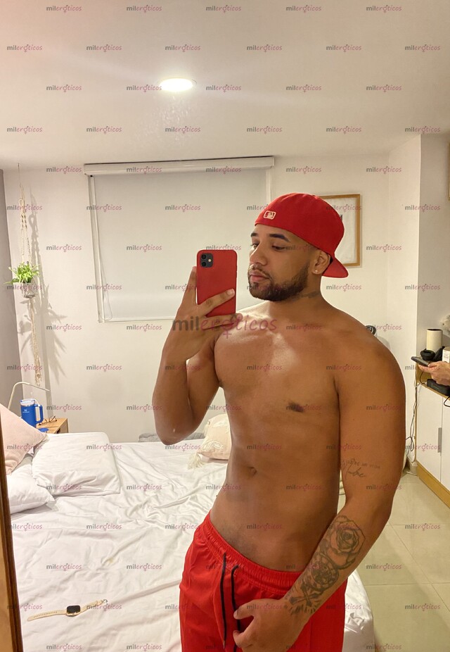 FOTOS DE EXCLUSIVO CHICO VENEZOLANO ARDIENTE DE PASO EN TU CIUDAD