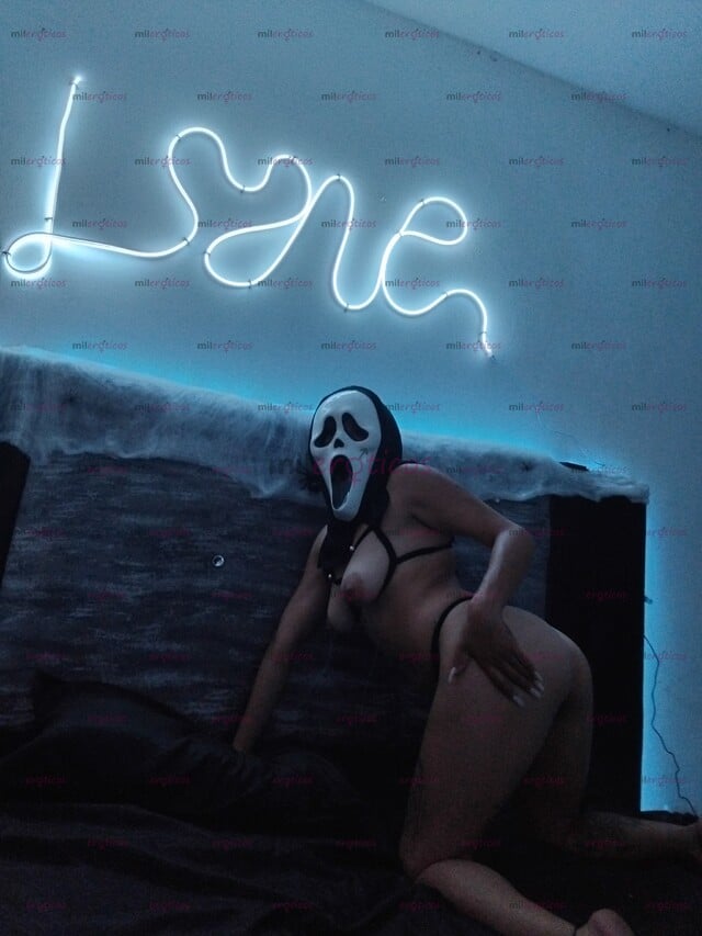 FOTOS DE LAIA TU PUTITA FAVORITA PARA PASARLA RICO MI AMOR