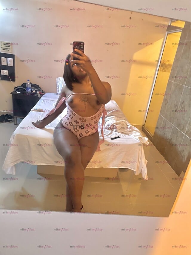 FOTOS DE TU DELICIOSA MORENA CON EL DESEO DE HACERTE FELIZ Y COMPLACERTE