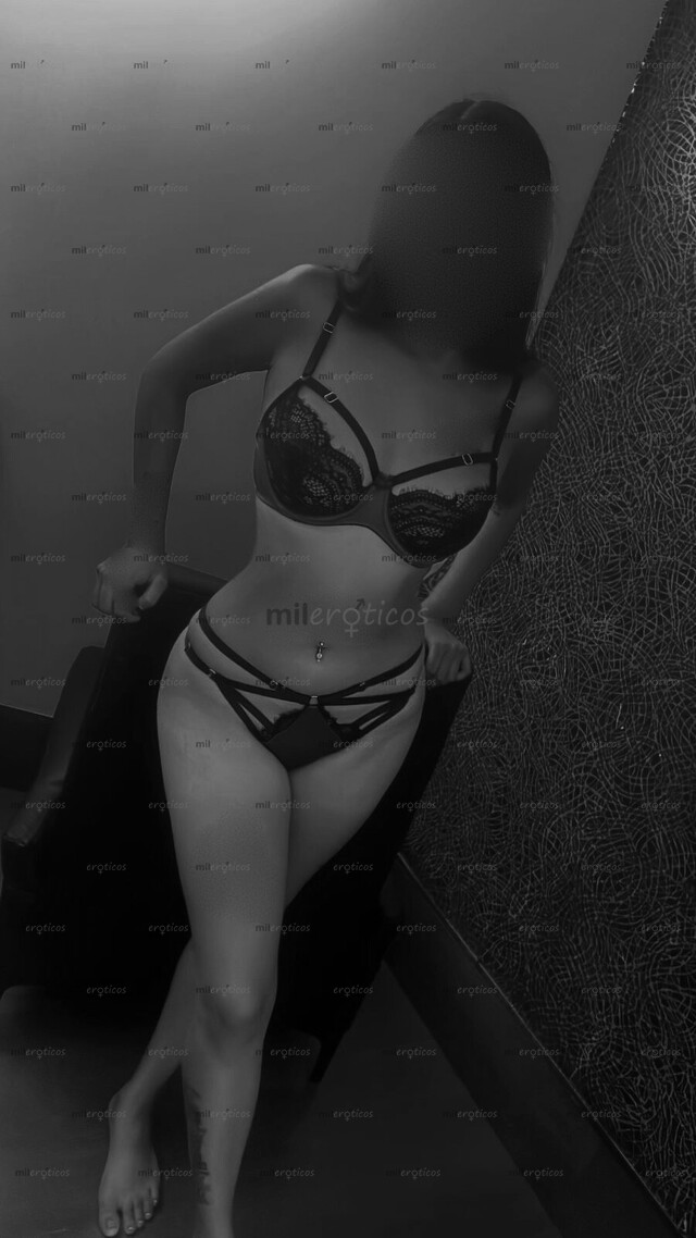 FOTOS DE HERMOSA KRISTAL !!! VEN Y CÓMEME COMPLETITA , TE LA CHUPARÉ COMO DIOSA P.V