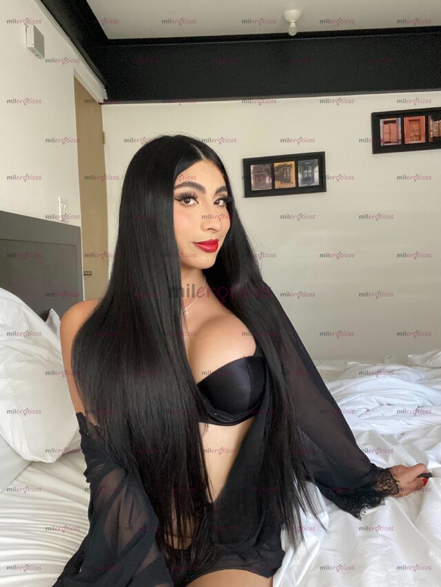 FOTOS DE CHICA UNIVERSITARIA PETIT DE 1.59 CM , PARA COMPLACER TUS NECESIDADES !!