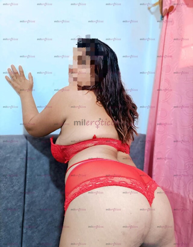 FOTOS DE EXQUISITA COLOMBIANA, EXPERTA EN SEXO ORAL PROFUNDO,SERVICIO DE ANAL ADICIONAL