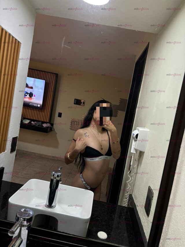 FOTOS DE DELGADITA DE CARA MUY BONITA Y SONRISA PERFECTA