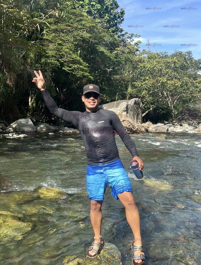 FOTOS DE JOVEN ACTIVO VARONIL BUEN FÍSICO VIDA HETERO RESERVADO HIGIÉNICO EDUCADO