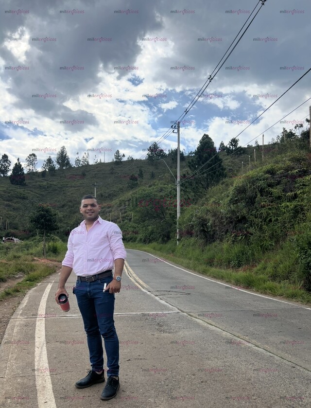 FOTOS DE JOVEN ACTIVO VARONIL BUEN FÍSICO VIDA HETERO RESERVADO HIGIÉNICO EDUCADO