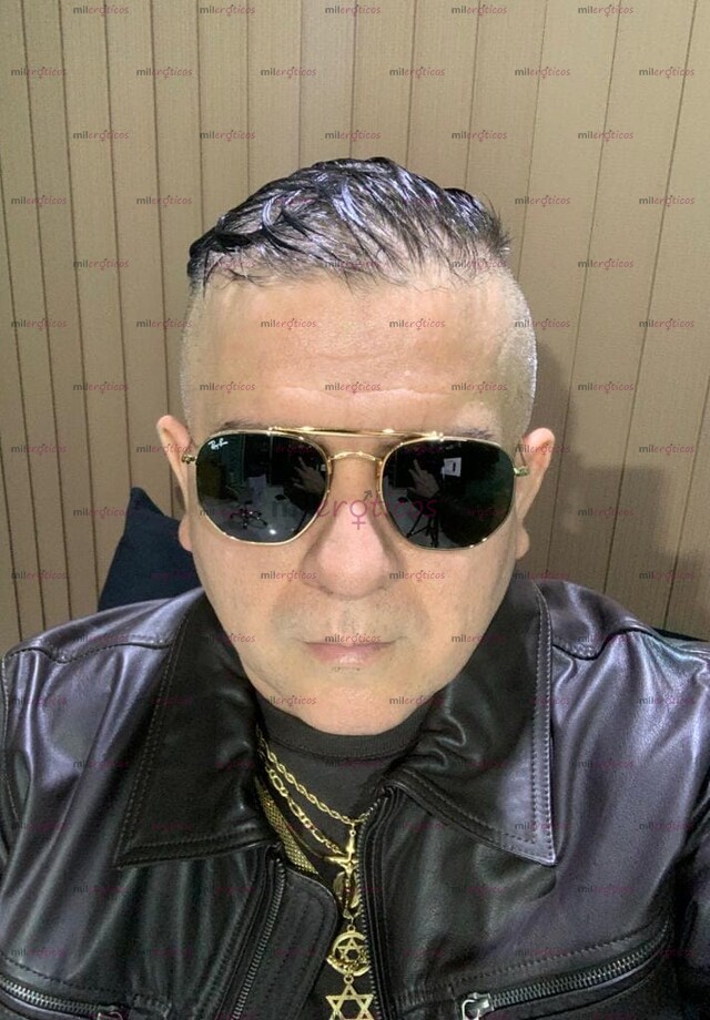 FOTOS DE HAGO MASAJE EROTICO SOLO A DAMAS MAYORES DE EDAD EN BUCARAMANGA !