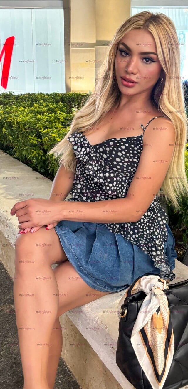 FOTOS DE SOY LINA UNA DELICIOSA NENA CON GANAS DE PASAR UN RATO SUPER HOT A TU LADO !!!!