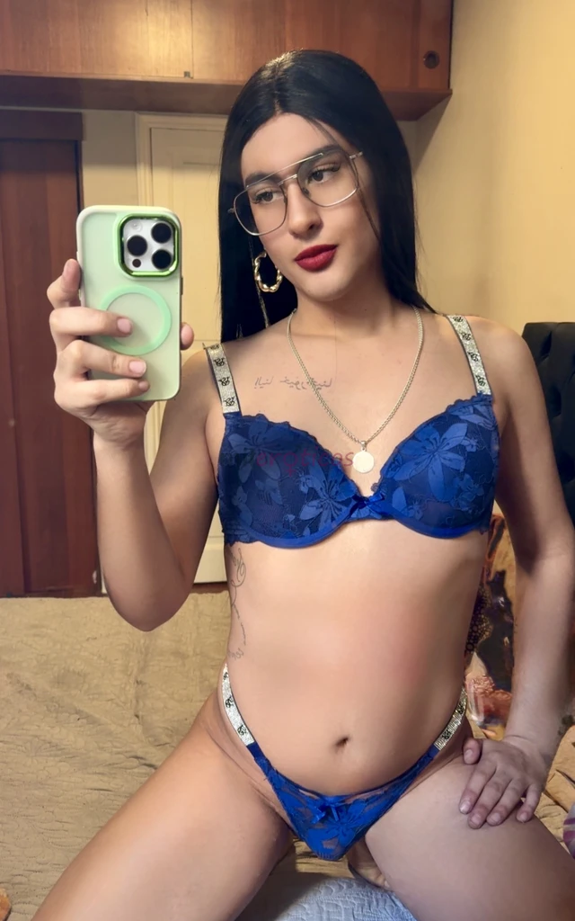 Soy steffii una chica trans chilena sensual atrevida y llena de morbo estoy aqui para hacerte vivir tus fantasias mas calientes desde la distancia dis...