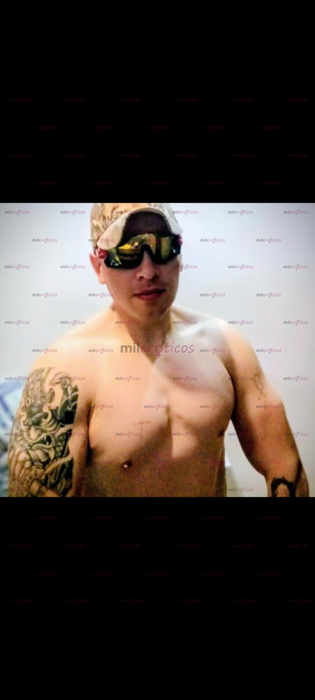 FOTOS DE MACHO RUBIO DOMINANTE ACTIVO COMPLACIENTE