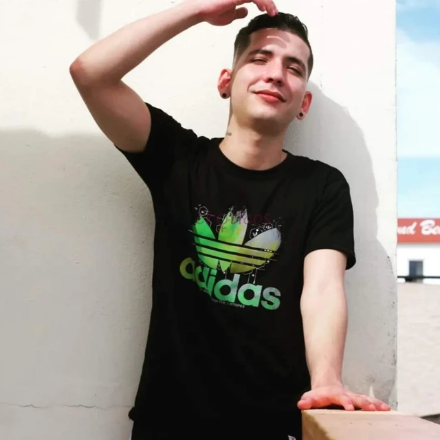 Chico masculino joven para complacer tu fetiches sexuales y mas disponible cualquier momento de nuevo santiago ven y aprovecha un buen rato hago a dom...