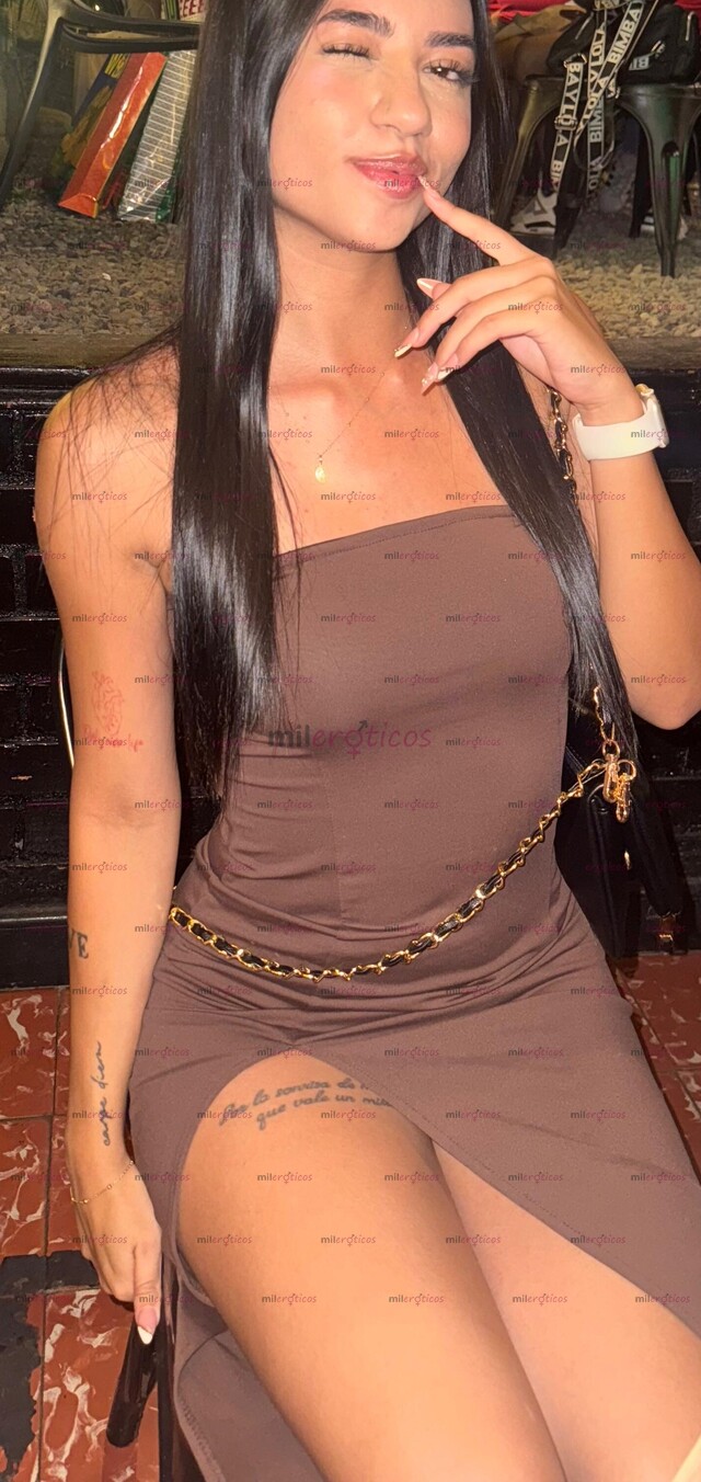 FOTOS DE VIDEOLLAMADAS CALIENTES BIEN RICAS CON UNA MORENA HERMOSA.