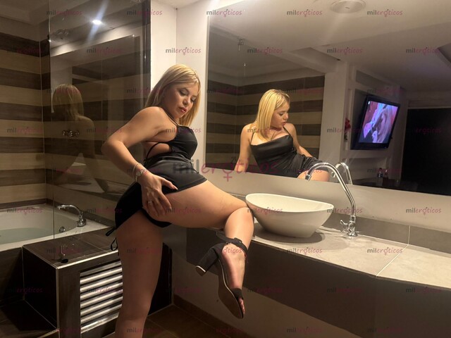 FOTOS DE TU RUBIA TETONA CON UN CULO MUY RICO TOTALMENTE REAL