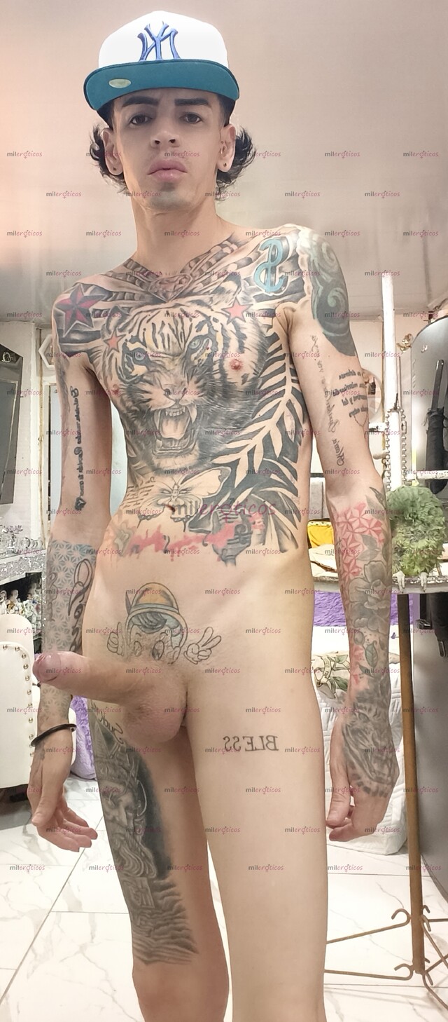 FOTOS DE FLACO ACTIVO BLANCO VERGON TATUADO MORBOSO