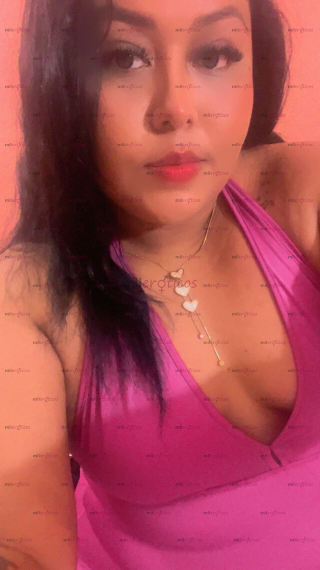 FOTOS DE MORENITA LINDA DISPONIBLE CON LUGAR VEN CONÓCEME TENGO UN RICO CULO