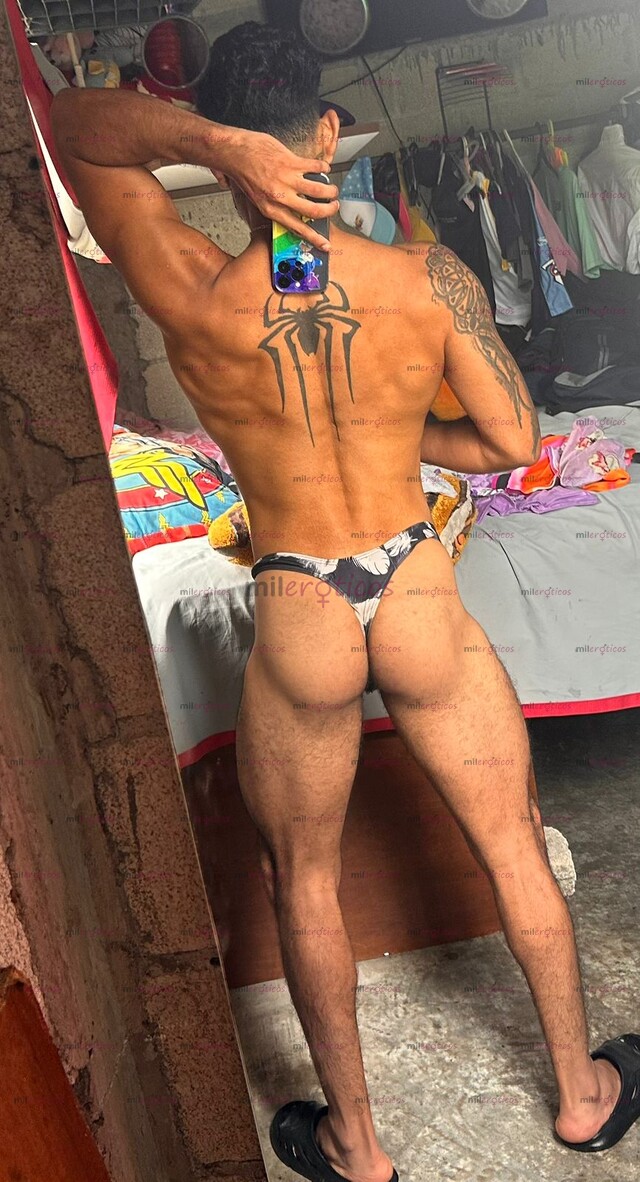 FOTOS DE JAROCHO INTER DISCRETO (VERGON Y NALGÓN)